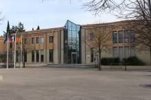 Mairie Hotel de ville Bouc-Bel-Air Mairie PLace de l'Hotel de Ville à BOUC BEL AIR